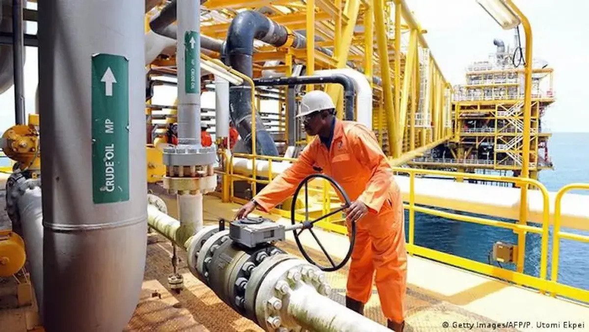 You are currently viewing  NNPC Oil Production Increased To 1.67 million bpd.