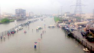 Flooding: Lagos govt condemns buildings on drainage channels despite notice